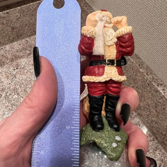 Santa’s List Glass Bell with Ornament Clapper. - Picture 7 of 10